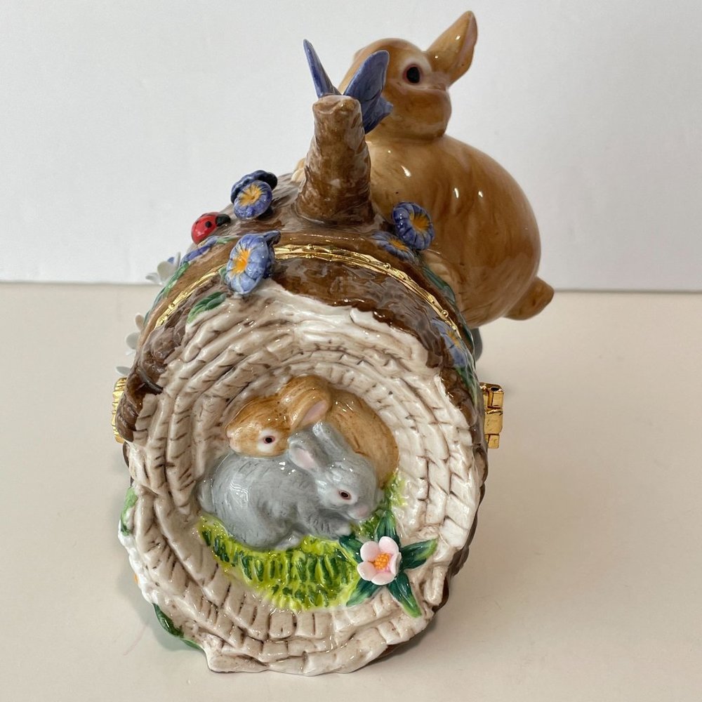 CWC Porcelain Box Easter Bunnies Tree Stump Hinged Keepsake Hand Painted Decor - Picture 3 of 16